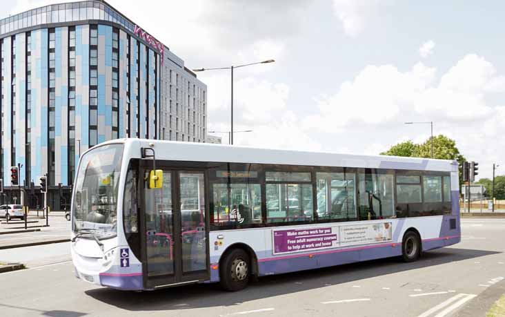 First Berkshire Alexander Dennis Enviro200 44568